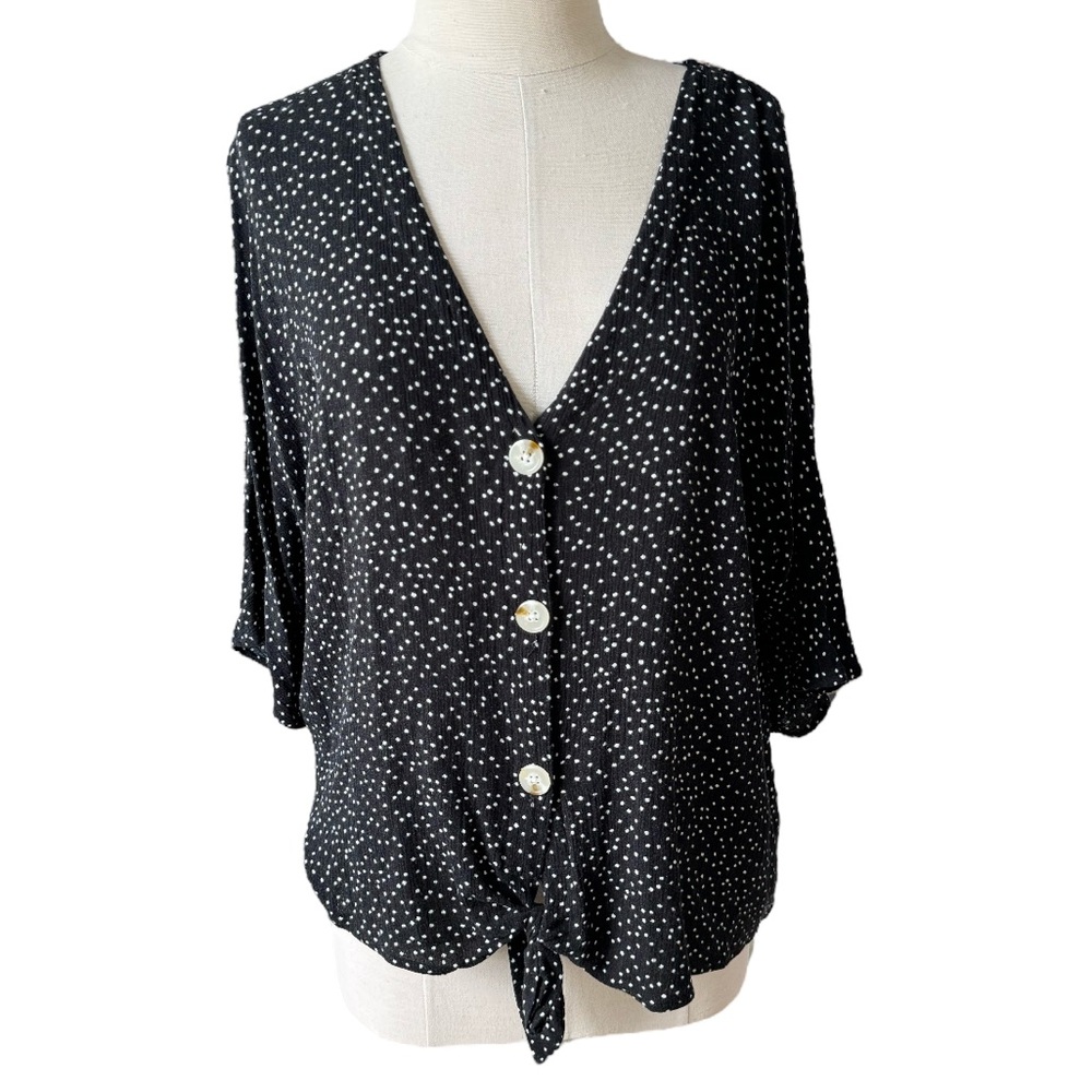 LUQ Black Polka-Dot Tie Front